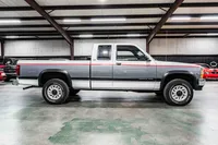 1992-Dodge-Dakota-Bright White Silver Metallic-597743-38.jpg